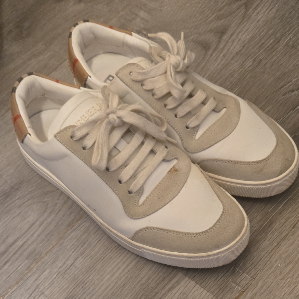 Burberry White and Gray Men's Sneakers